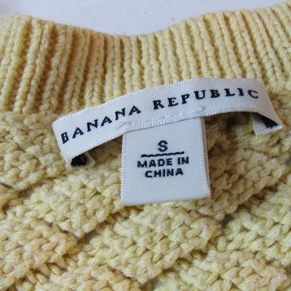 Banana Republic Women's Cable-Knit Sweater - Picture 3 of 6